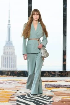 ULLA JOHNSON Polina Pant - Agave -Ullyla Shop UJ AW23 36 Filippo 701fdf0b 1474 46fb b42e 6a71b3d20eb7