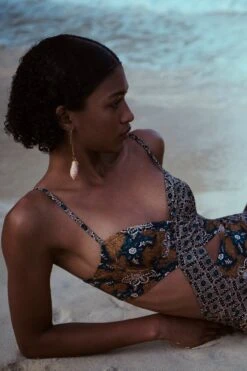 Ullyla Shop -Ullyla Shop UJ PF23 PDP ALT CROP 1500x2250 10 1