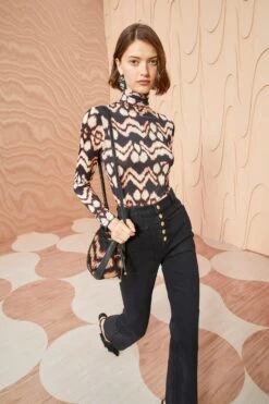 ULLA JOHNSON Aurelia Turtleneck - Obsidian -Ullyla Shop ULLA JOHNSON Aurelia Turtleneck OBSIDIAN 01 MAIN