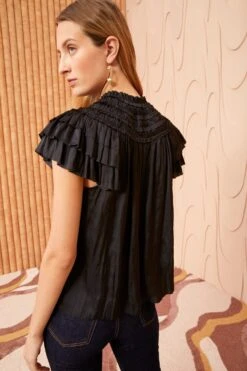 ULLA JOHNSON Eva Top - Noir -Ullyla Shop ULLA JOHNSON Eva Top Noir 0069