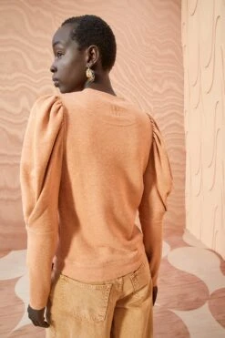 ULLA JOHNSON Philo Pullover - Resin -Ullyla Shop ULLA JOHNSON Philo Pullover RESIN 04