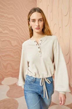ULLA JOHNSON Tess Pullover - Oatmeal -Ullyla Shop ULLA JOHNSON Tess Pullover OATMEAL 01 MAIN
