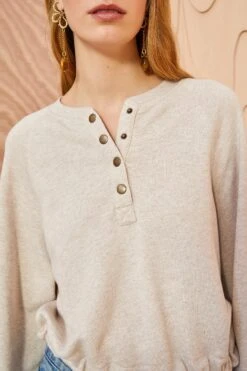 ULLA JOHNSON Tess Pullover - Oatmeal -Ullyla Shop ULLA JOHNSON Tess Pullover OATMEAL 02 ALT
