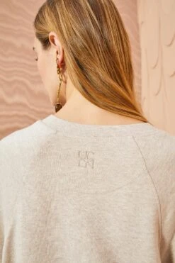 ULLA JOHNSON Tess Pullover - Oatmeal -Ullyla Shop ULLA JOHNSON Tess Pullover OATMEAL 03